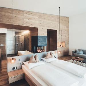 Suite with Sauna