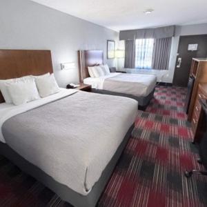 Standard Two Queen Beds 1st Floor Non-Smoking