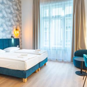 Double Room with Extra Bed - Street View