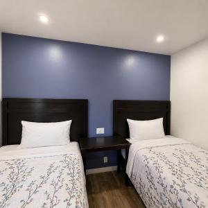 Economy Quadruple Room