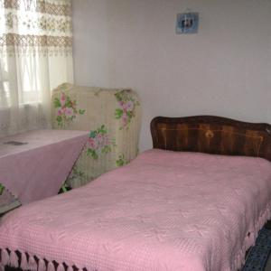 Deluxe Double Room (1 adult + 1 child)