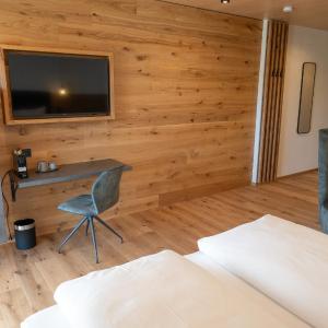 Superior Double Room with Balcony