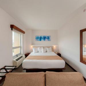 Junior King Suite