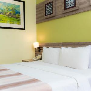 Deluxe Seaview Double Bed