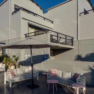 Two-Bedroom Apartment with Pool View