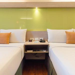 Queen Room with Two Queen Beds