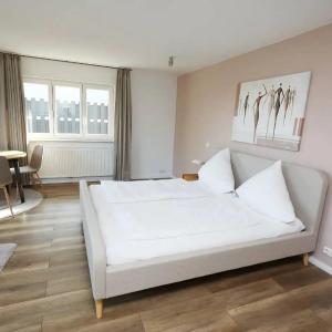 Family Room with one bedroom 