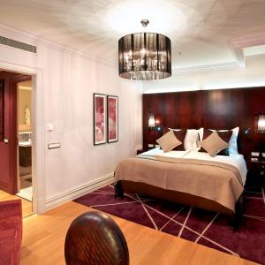 Easter Suite