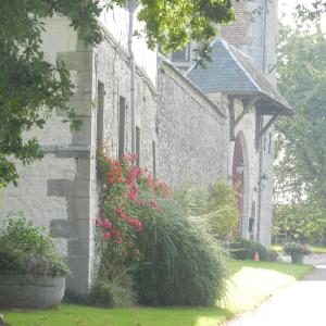 hotelImage