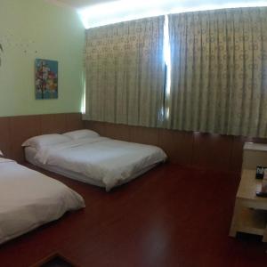 Japanese-Style Quadruple Room