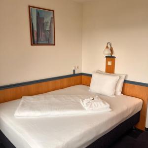 Single Room with Bathroom