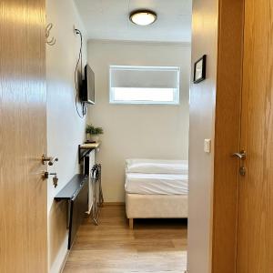 Single Room with Private Bathroom