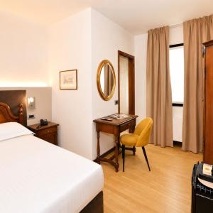 Classic Single Room