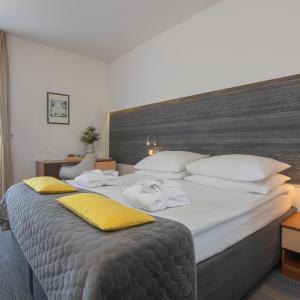 Economy Twin Room with Balcony