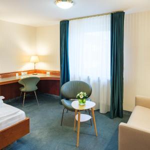Small Single Room