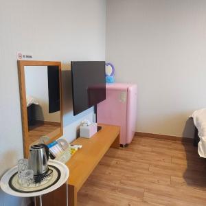 Deluxe Single Room with Sea View