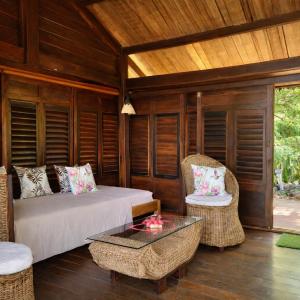 Deluxe Bungalow with Garden View