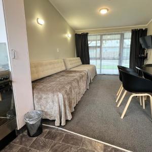 Studio with Sofa Bed