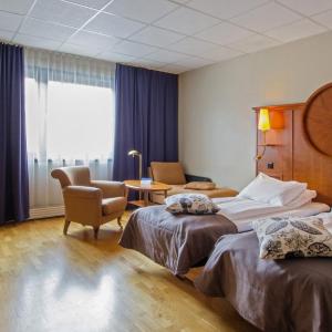 Twin Room - Non-Smoking