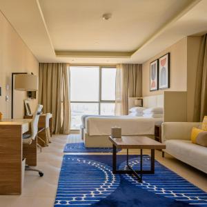 Deluxe Twin Room with City View