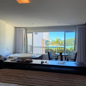 Luxury Suite with Spa Bath Inside Room