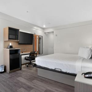 King Room - Disability Access - Non-Smoking