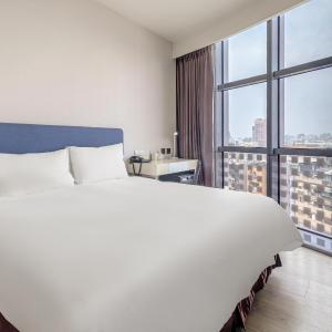 Double or Twin Room - No Window (Check-in after 20:00)