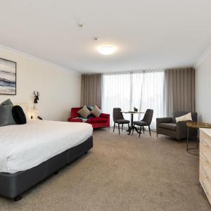 Executive Suite with Spa Bath