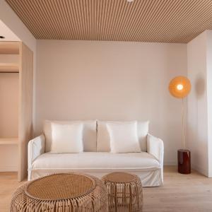 Deluxe Double Room with Balcony and Sea View