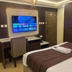 Superior King Room