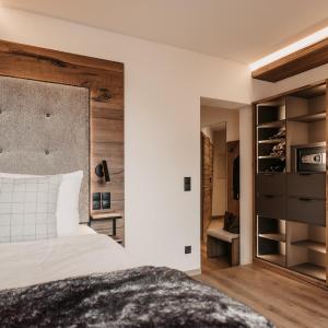 Classic Single Room with Shower
