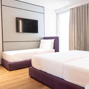 Triple Room with View