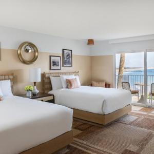 Premier Two Queen Accessible, Pet-Friendly
