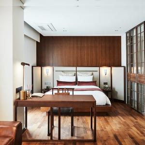 Lacasa Suite 