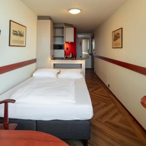 First Class Room