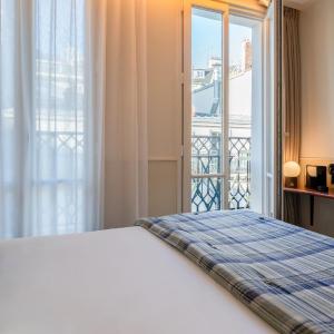 Very Bonne Chambre with Balcony