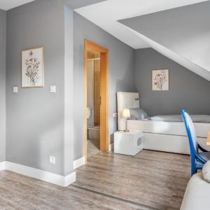 Single Room with Balcony