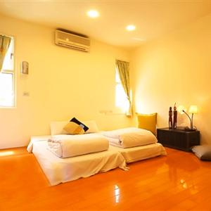 Japanese-Style Twin Room