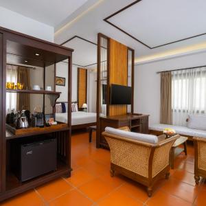 Grand Deluxe Room