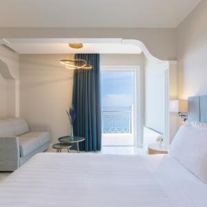 Deluxe Family Suite