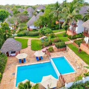  Standard Double Room (Baobab Village Room)