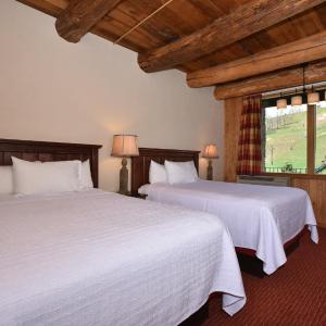 Queen Room with Two Queen Beds