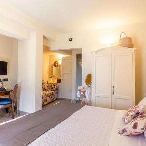 Double Room with Patio