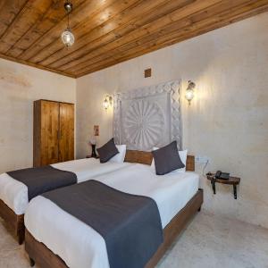 Standard Twin Room with Garden View