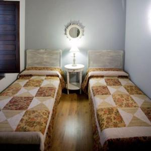 Cottage (8-9 Adults)