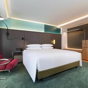 Premier Room