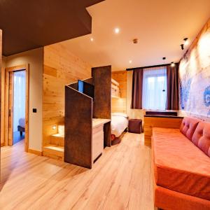 Family Room with Mountain View