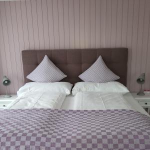 Deluxe Double Room with Shower