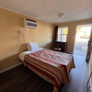 Double Bed Non-Smoking