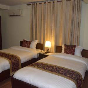 Deluxe Twin Room with Complimentary Airport Pickup for International Arrival
